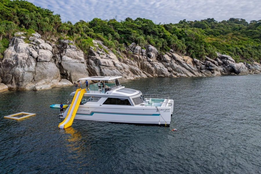 Private Premium Boat