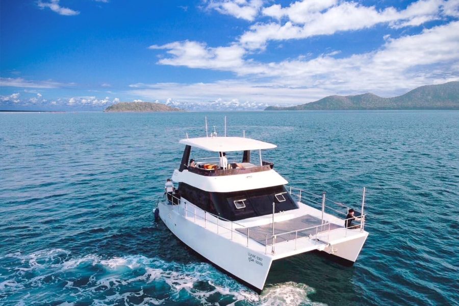 Private Premium Boat – Coral Island
