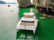 James Bond Air-Conditioned Boat – Luxury
