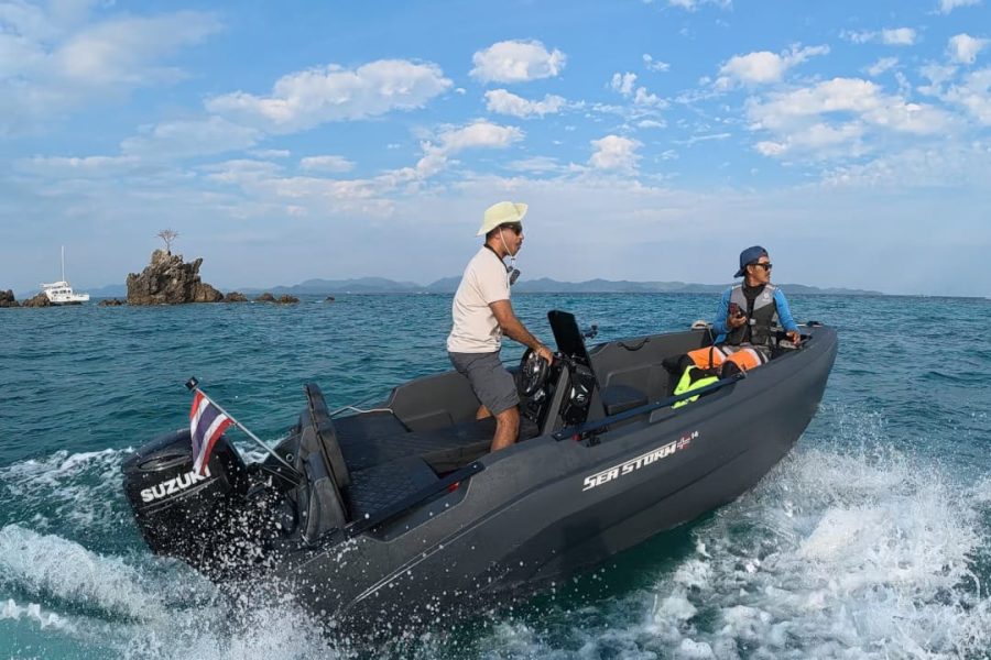 Sea-Storm Watercraft – 14 Feet