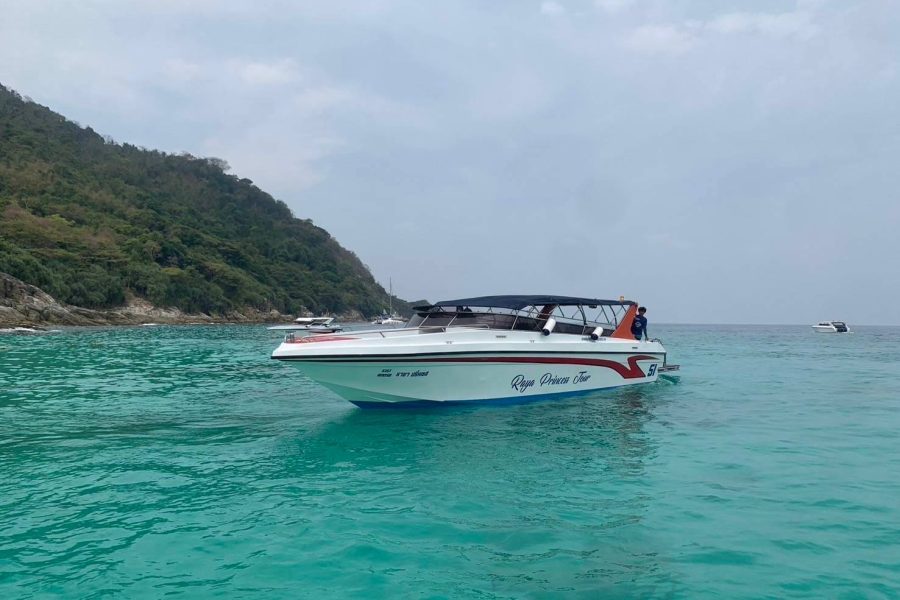 Private Full-Day Boat – Economy