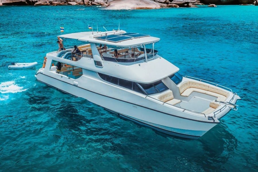 Similan Islands Flash No.7 Comfort Boat – Premium