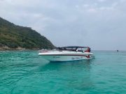 Private Sailing Boat – Coral Island – Mid-Range